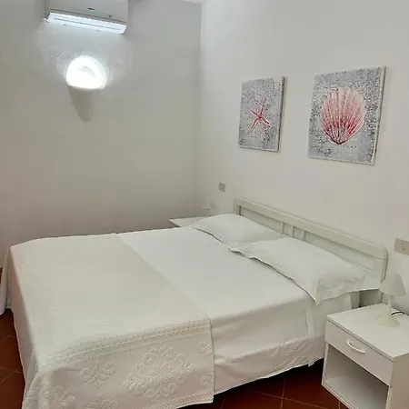 Le Al Mare Holiday home